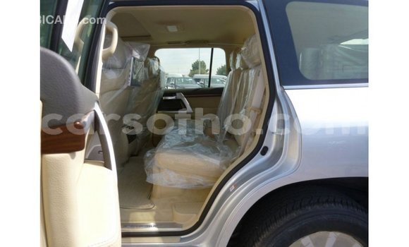 Sayi Imported Toyota Land Cruiser Other Mota in Import - Dubai a Maseru Sayi Imported Toyota Land Cruiser Other Mota in Import - Dubai a Maseru