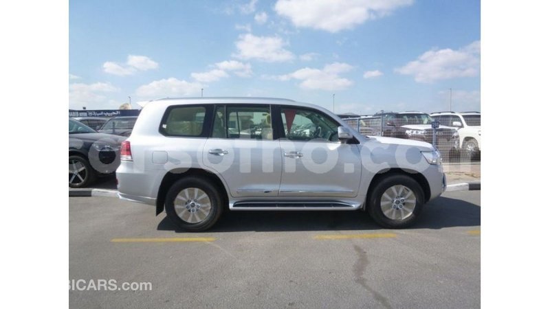 Big with watermark toyota land cruiser maseru import dubai 16502