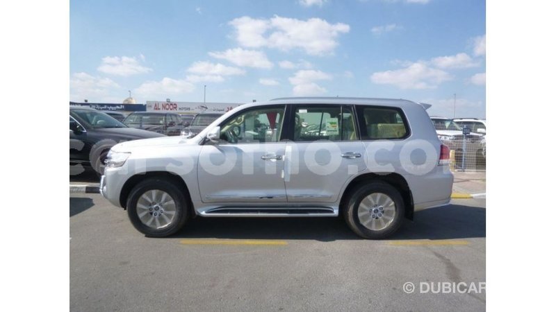 Big with watermark toyota land cruiser maseru import dubai 16502