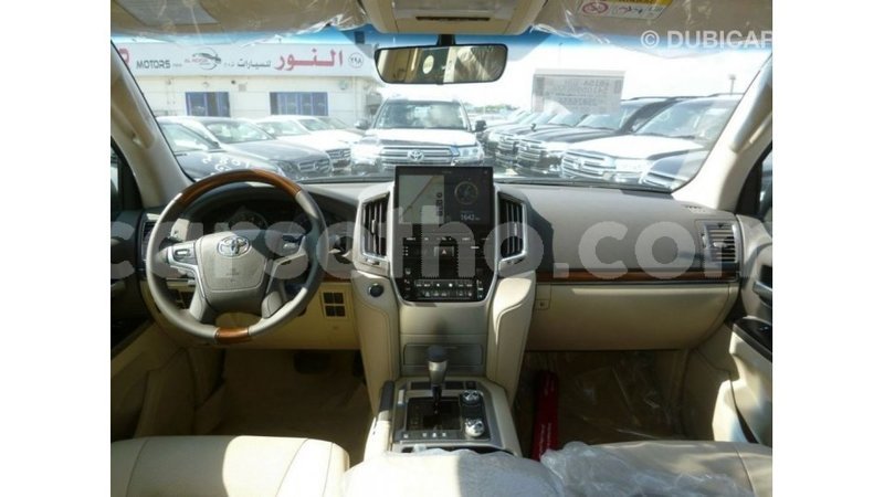 Big with watermark toyota land cruiser maseru import dubai 16503