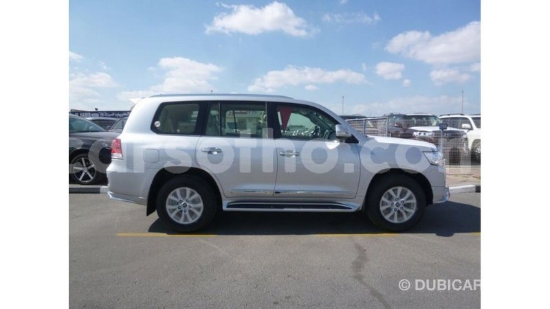 Big with watermark toyota land cruiser maseru import dubai 16503