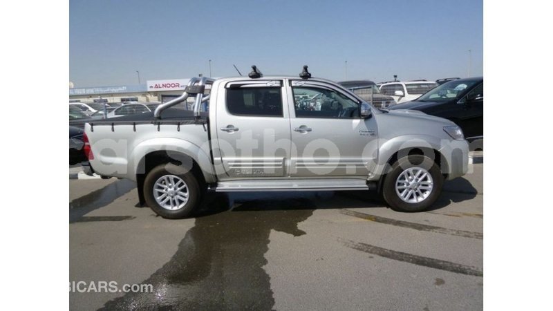 Big with watermark toyota hilux maseru import dubai 16505