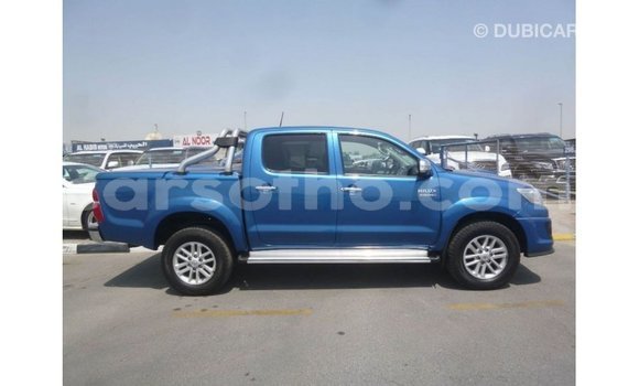 اشتري Imported Toyota Hilux Blue سيارة في Import - Dubai في Maseru اشتري Imported Toyota Hilux Blue سيارة في Import - Dubai في Maseru