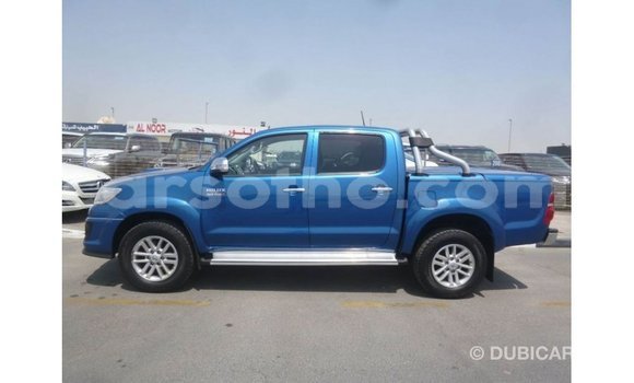 اشتري Imported Toyota Hilux Blue سيارة في Import - Dubai في Maseru اشتري Imported Toyota Hilux Blue سيارة في Import - Dubai في Maseru
