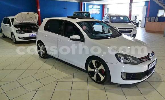 Acheter Occasion Voiture Volkswagen Golf Blanc à Butha–Buthe, Thaba-Tseka Acheter Occasion Voiture Volkswagen Golf Blanc à Butha–Buthe, Thaba-Tseka