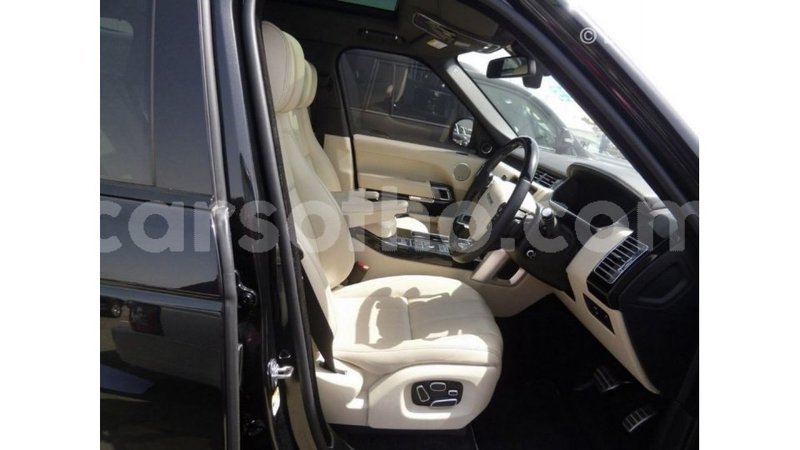 Big with watermark land rover range rover maseru import dubai 16511