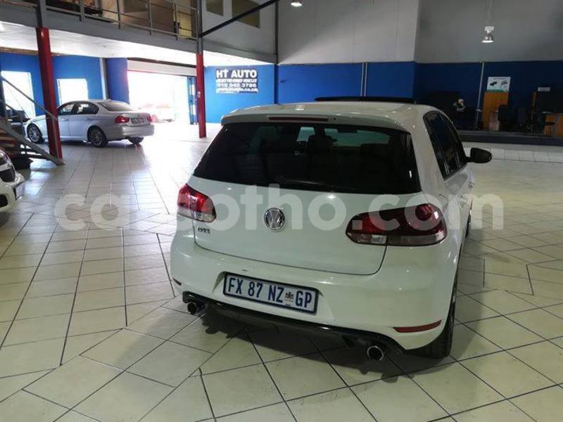 Big with watermark g3