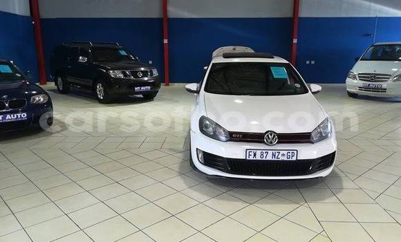 Acheter Occasion Voiture Volkswagen Golf Blanc à Butha–Buthe, Thaba-Tseka Acheter Occasion Voiture Volkswagen Golf Blanc à Butha–Buthe, Thaba-Tseka