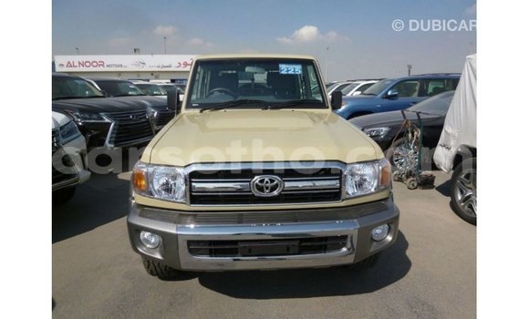 اشتري Imported Toyota Land Cruiser Beige سيارة في Import - Dubai في Maseru اشتري Imported Toyota Land Cruiser Beige سيارة في Import - Dubai في Maseru