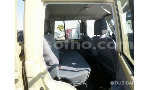 اشتري Imported Toyota Land Cruiser Beige سيارة في Import - Dubai في Maseru اشتري Imported Toyota Land Cruiser Beige سيارة في Import - Dubai في Maseru