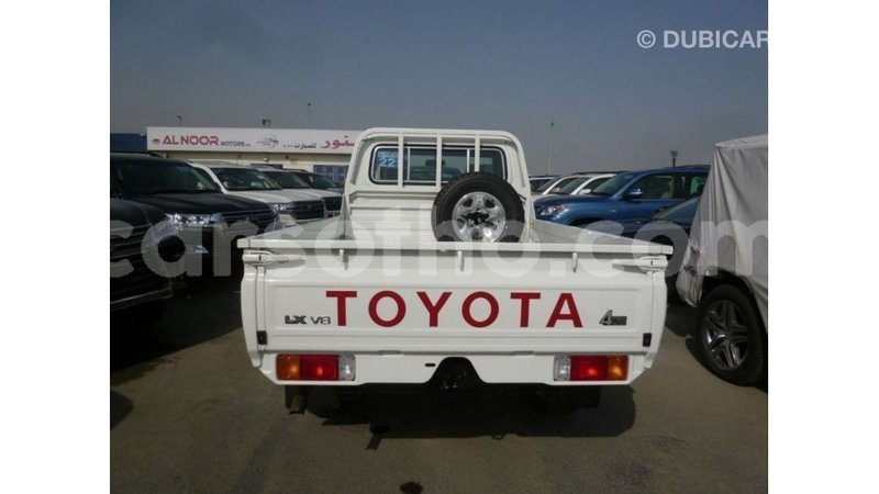 Big with watermark toyota land cruiser maseru import dubai 16527