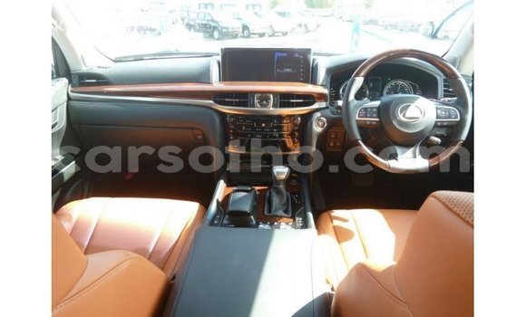 اشتري Imported Lexus LX White سيارة في Import - Dubai في Maseru اشتري Imported Lexus LX White سيارة في Import - Dubai في Maseru