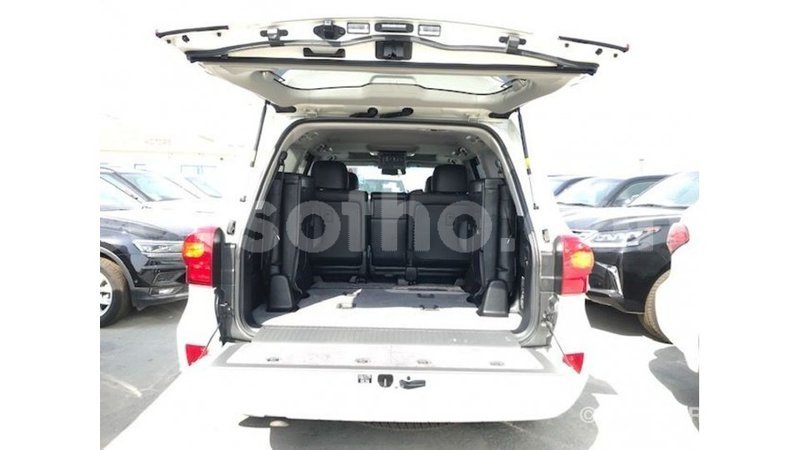 Big with watermark toyota land cruiser maseru import dubai 16530