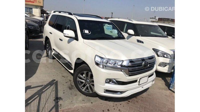 Big with watermark toyota land cruiser maseru import dubai 16531