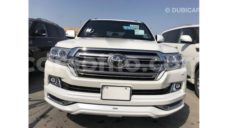 Big with watermark toyota land cruiser maseru import dubai 16531