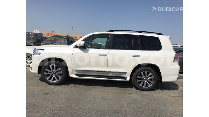 Big with watermark toyota land cruiser maseru import dubai 16531