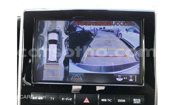 اشتري Imported Toyota Land Cruiser White سيارة في Import - Dubai في Maseru اشتري Imported Toyota Land Cruiser White سيارة في Import - Dubai في Maseru