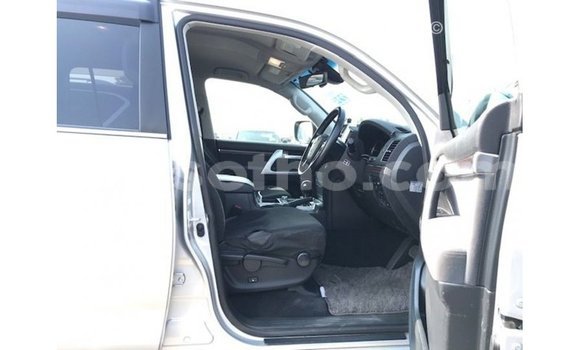 Acheter Import Voiture Toyota Land Cruiser Autre à Import - Dubai, Maseru Acheter Import Voiture Toyota Land Cruiser Autre à Import - Dubai, Maseru