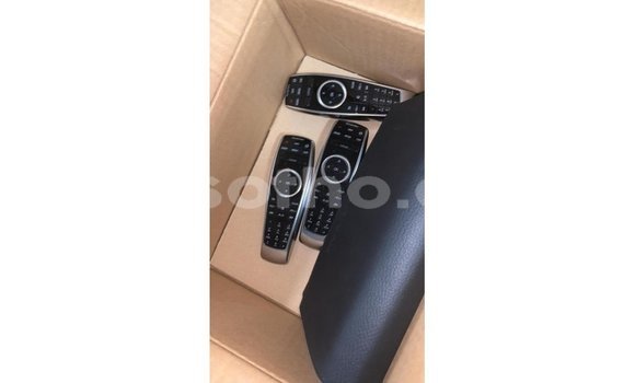 Sayi Imported Mercedes-Benz 190 Black Mota in Import - Dubai a Maseru Sayi Imported Mercedes-Benz 190 Black Mota in Import - Dubai a Maseru