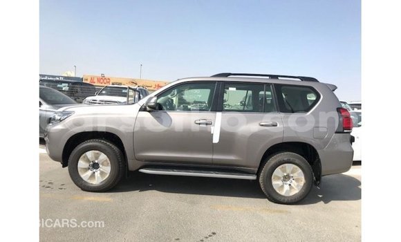 Sayi Imported Toyota Prado Brown Mota in Import - Dubai a Maseru Sayi Imported Toyota Prado Brown Mota in Import - Dubai a Maseru