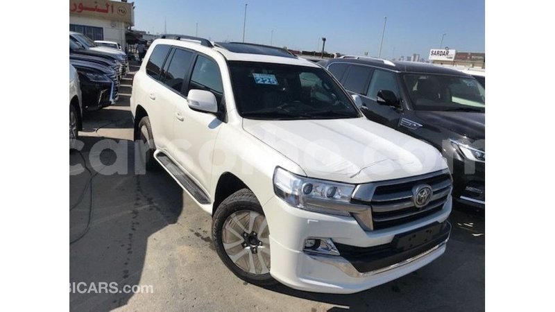 Big with watermark toyota land cruiser maseru import dubai 16535