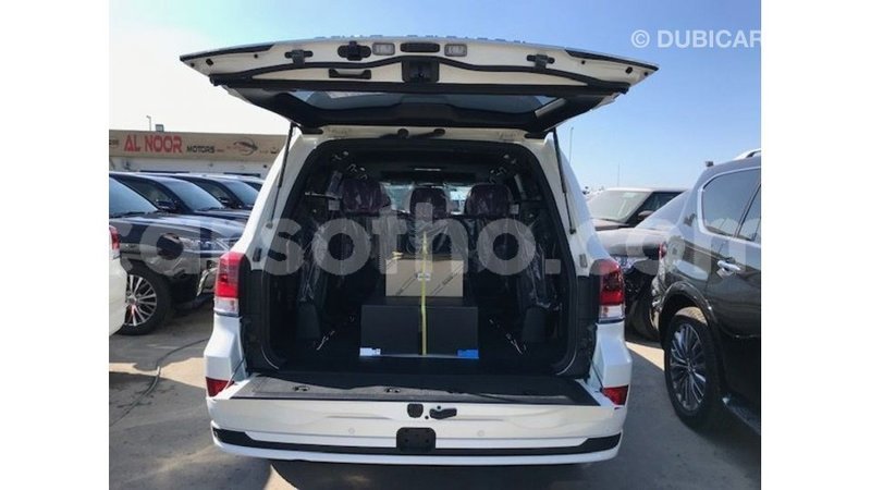 Big with watermark toyota land cruiser maseru import dubai 16535