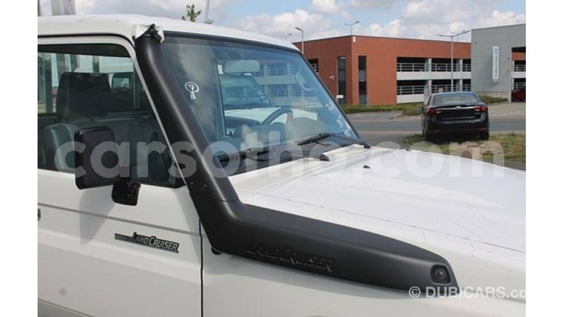 Big with watermark toyota land cruiser maseru import dubai 16538