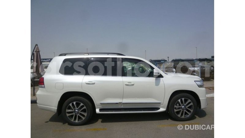 Big with watermark toyota land cruiser maseru import dubai 16539