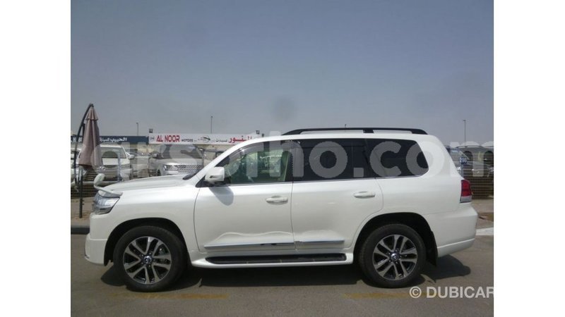 Big with watermark toyota land cruiser maseru import dubai 16539