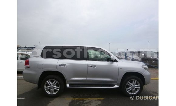 اشتري Imported Toyota Land Cruiser Other سيارة في Import - Dubai في Maseru اشتري Imported Toyota Land Cruiser Other سيارة في Import - Dubai في Maseru