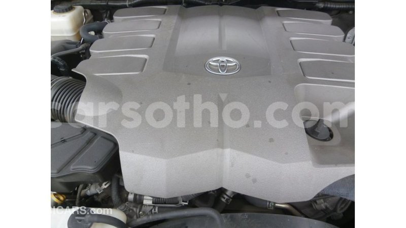 Big with watermark toyota land cruiser maseru import dubai 16540