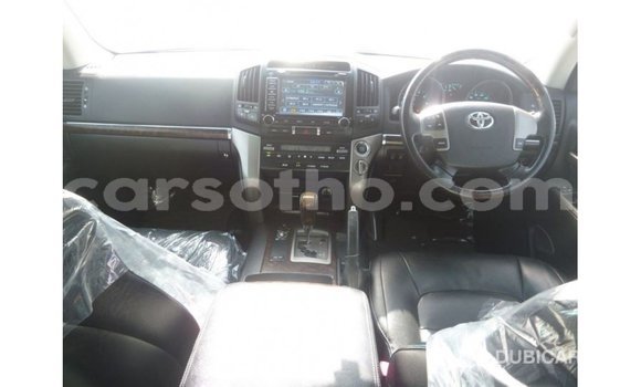 Acheter Import Voiture Toyota Land Cruiser Noir à Import - Dubai, Maseru Acheter Import Voiture Toyota Land Cruiser Noir à Import - Dubai, Maseru