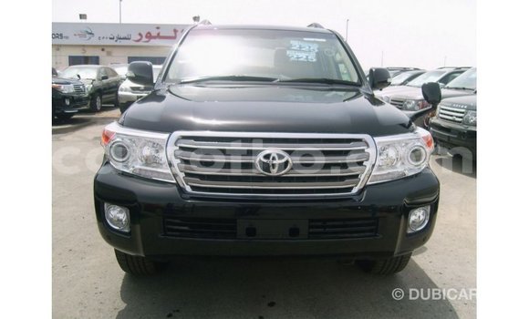 اشتري Imported Toyota Land Cruiser Black سيارة في Import - Dubai في Maseru اشتري Imported Toyota Land Cruiser Black سيارة في Import - Dubai في Maseru