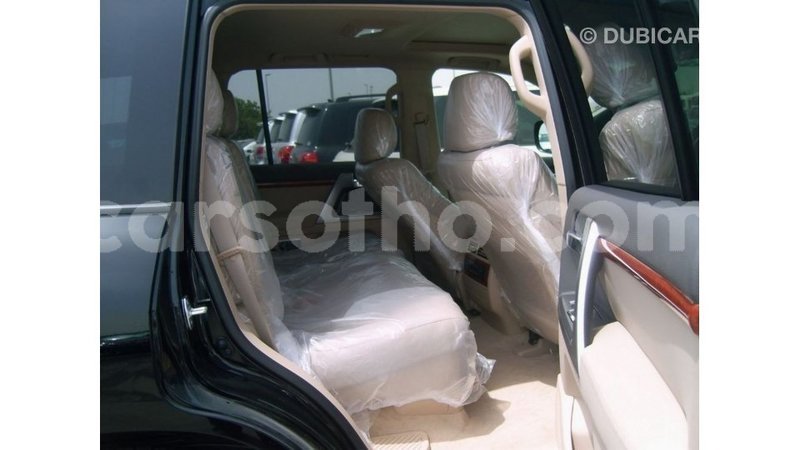 Big with watermark toyota land cruiser maseru import dubai 16543