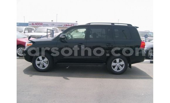 اشتري Imported Toyota Land Cruiser Black سيارة في Import - Dubai في Maseru اشتري Imported Toyota Land Cruiser Black سيارة في Import - Dubai في Maseru