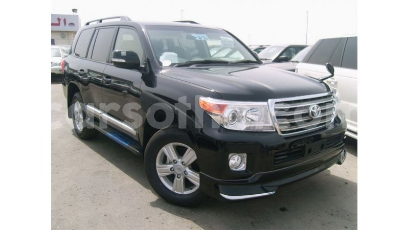 Big with watermark toyota land cruiser maseru import dubai 16544
