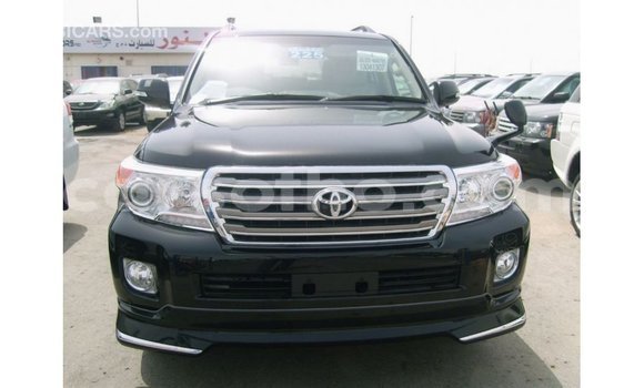 اشتري Imported Toyota Land Cruiser Black سيارة في Import - Dubai في Maseru اشتري Imported Toyota Land Cruiser Black سيارة في Import - Dubai في Maseru