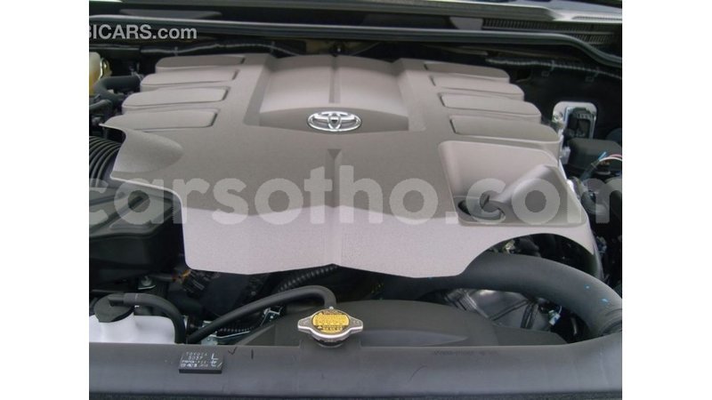 Big with watermark toyota land cruiser maseru import dubai 16544