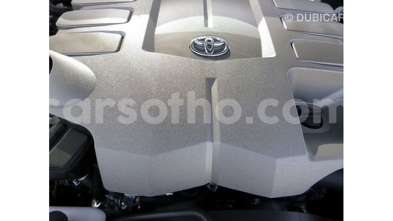 Big with watermark toyota land cruiser maseru import dubai 16546