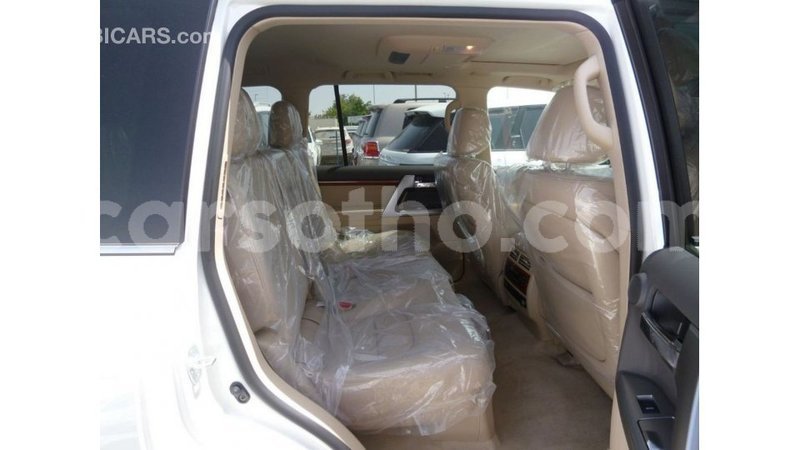 Big with watermark toyota land cruiser maseru import dubai 16548