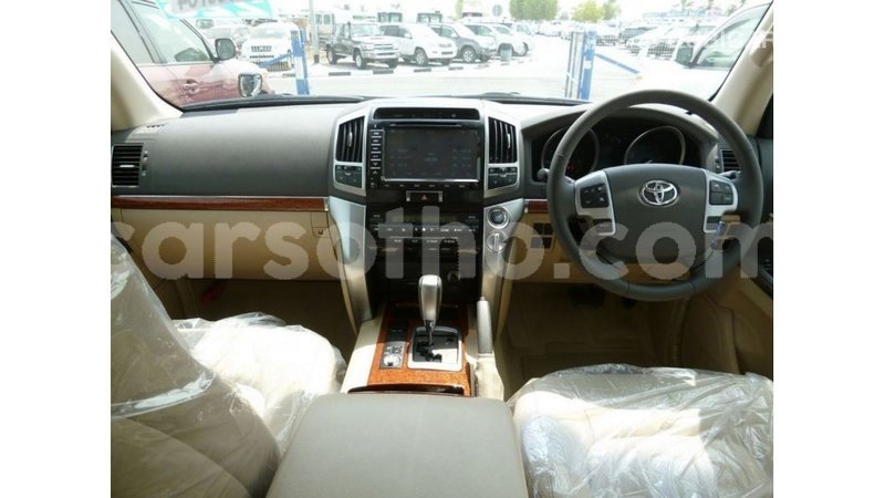 Big with watermark toyota land cruiser maseru import dubai 16549