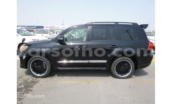اشتري Imported Toyota Land Cruiser Black سيارة في Import - Dubai في Maseru اشتري Imported Toyota Land Cruiser Black سيارة في Import - Dubai في Maseru