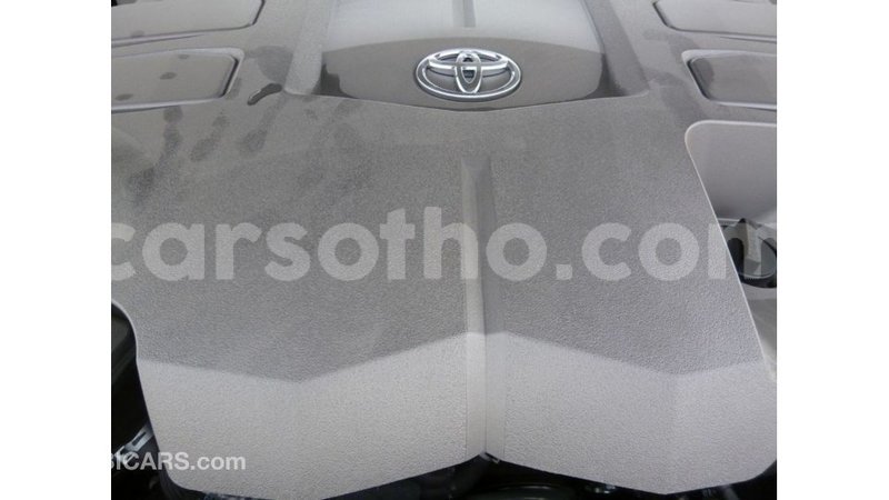 Big with watermark toyota land cruiser maseru import dubai 16549