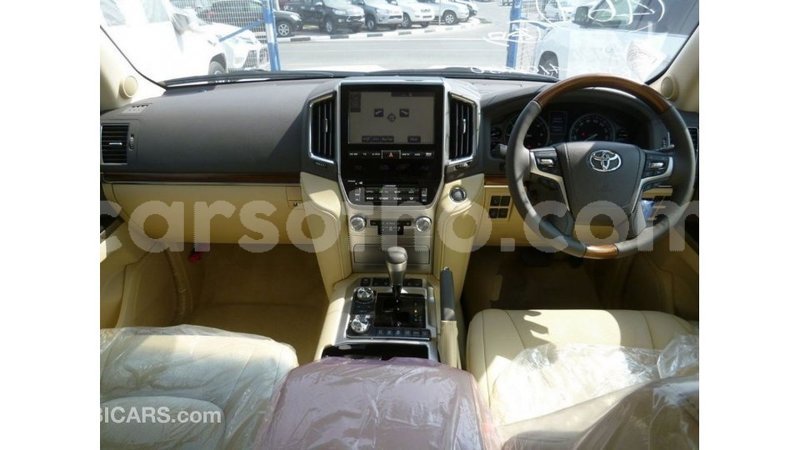 Big with watermark toyota land cruiser maseru import dubai 16550