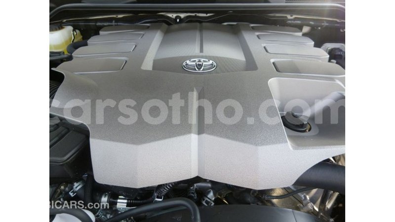 Big with watermark toyota land cruiser maseru import dubai 16550