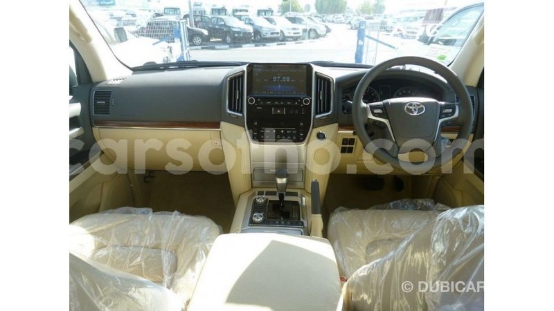 Big with watermark toyota land cruiser maseru import dubai 16551