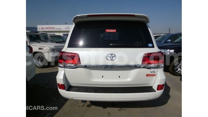 Big with watermark toyota land cruiser maseru import dubai 16551