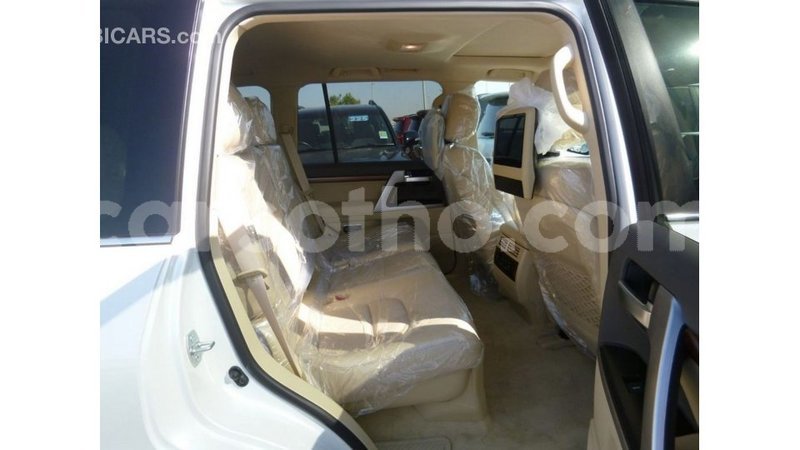 Big with watermark toyota land cruiser maseru import dubai 16551