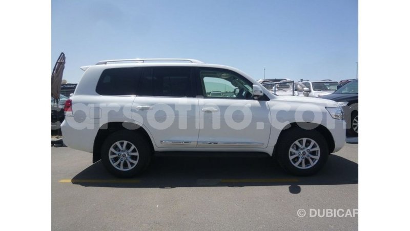 Big with watermark toyota land cruiser maseru import dubai 16553