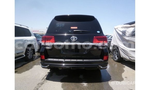 Buy Import Toyota Land Cruiser Black Car in Import - Dubai in Maseru Buy Import Toyota Land Cruiser Black Car in Import - Dubai in Maseru